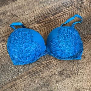 Victoria Secret, Very Sexy, Push Up Bra - size 34D